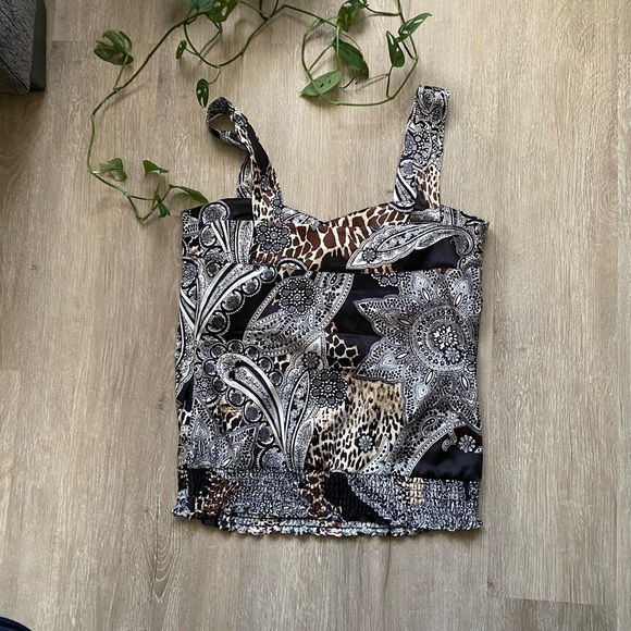 Vintage y2k Cach’e Silky Printed Rhinestone Bling Top - Picture 4 of 5